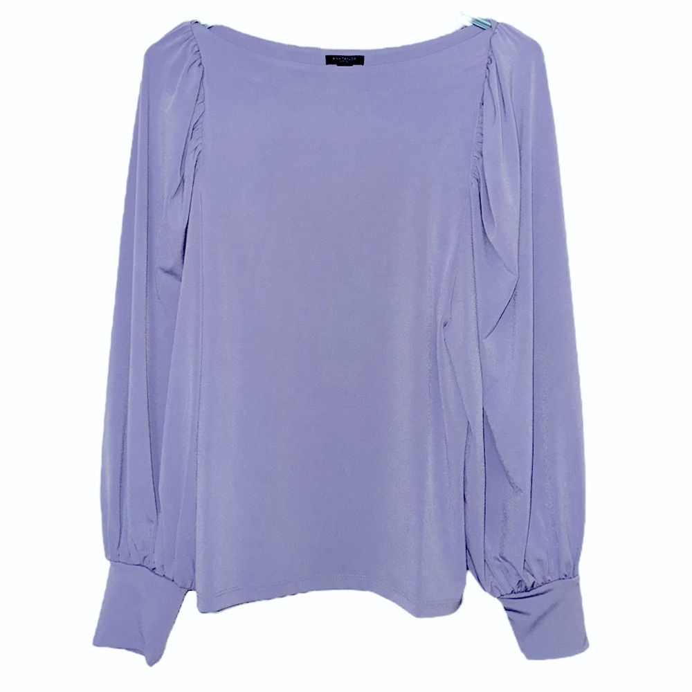 SOLD ❌Ann Taylor Blouse